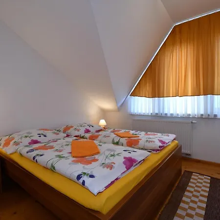 Ubytovanie Dita Vendégház Červený Kláštor Kültér fotó